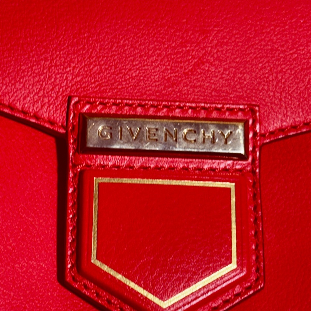 Givenchy Red Crossbody Bag with Geometric Flap - Picture 2 of 4